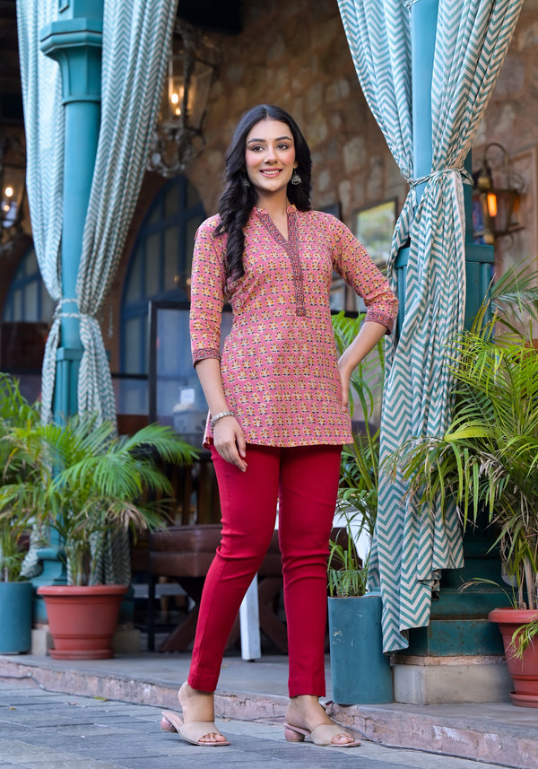IshDeena Indian Kurtis for Women Indian Style Kurta Tops Pakistani Kurtis  for Women Pure Cotton Digital Printed Long Shirts (X-Large/Amber) at Amazon  Women's Clothing store